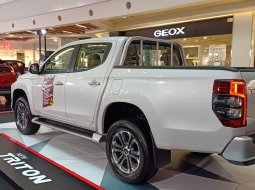 Sumatra Utara, Ready Stock Mitsubishi Triton Ultimate 2019  4