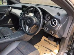 Mobil Mercedes-Benz CLA 200 2015 dijual, DKI Jakarta 2
