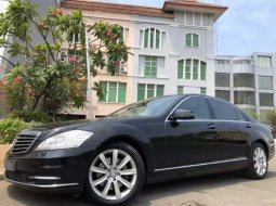 Jual Cepat Mercedes-Benz S-Class S 300 L 2011 di DKI Jakarta 1