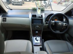 Jual mobil Toyota Corolla Altis 2.0 V 2011 dengan harga murah di Jawa Barat  4