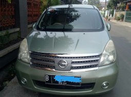 Jual mobil bekas murah Nissan Grand Livina Ultimate 2010 di Banten 1