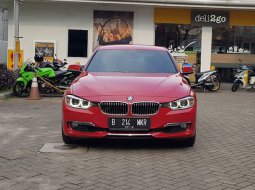 Mobil bekas BMW 3 Series 320i 2014 dijual, DKI Jakarta 1