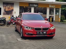 Mobil bekas BMW 3 Series 320i 2014 dijual, DKI Jakarta 2