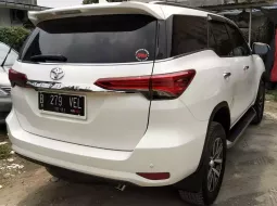 Jual cepat mobil Toyota Fortuner VRZ 2016 di DKI Jakarta 6