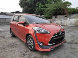 Mobil Toyota Sienta Q 2016 dijual, DKI Jakarta 1