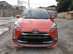 Mobil Toyota Sienta Q 2016 dijual, DKI Jakarta 2