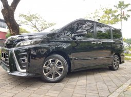 Banten, dijual mobil Toyota Voxy AT 2018 murah  3