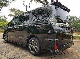 Banten, dijual mobil Toyota Voxy AT 2018 murah  5