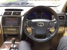 Jual mobil Toyota Camry 2.5 V 2015 murah di DKI Jakarta 1