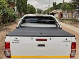 Jual mobil Toyota Hilux Double Cabin Diesel 4x4 2011 bekas, Jawa Barat 4