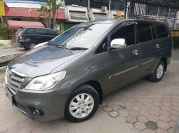 Jual Toyota Kijang Innova 2.0 G 2014 harga murah di Sumatra Utara 4