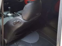 Dijual mobil bekas Honda Jazz i-DSI, DIY Yogyakarta  2