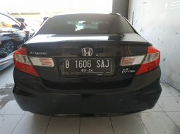 Jual mobil Honda Civic 1.8 i-VTEC 2014 bekas di Jawa Barat  6