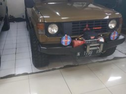 Dijual mobil Mitsubishi Pajero 1986 bekas, DKI Jakarta 4