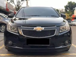 Dijual mobil Chevrolet Cruze LT 2010 bekas, Jakarta D.K.I. 5