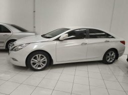 DIY Yogyakarta, Mobil bekas Hyundai Sonata 2.4 Automatic 2012 dijual  3