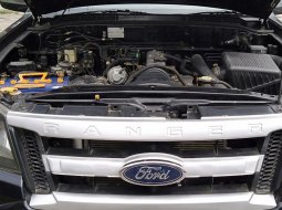 Sumatera Utara, Mobil bekas Ford Ranger XLT 4x4 Double Cabin 2010 dijual  4