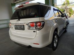 Jual Cepat Toyota Fortuner G 2012 di Jawa Barat 3