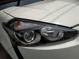 Mobil Toyota Sienta V AT 2017 dijual, Jawa Barat  2