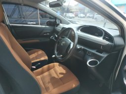 Mobil Toyota Sienta V AT 2017 dijual, Jawa Barat  4