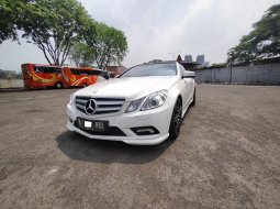 Jual mobil bekas Mercedes-Benz E-Class E250 2011 dengan harga terjangkau di DKI Jakarta 2