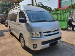 DKI Jakarta, Toyota Hiace High Grade Commuter 2018 kondisi terawat 1