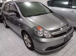 Jawa Timur, jual mobil Honda Stream 1.7 2005 dengan harga terjangkau 3