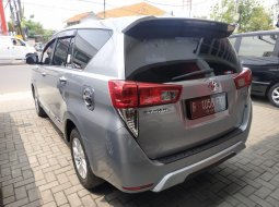 Jual mobil Toyota Kijang Innova 2.0 G AT 2016 terawat di Jawa Barat  3