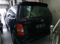 Jual mobil bekas murah Hyundai Trajet GLS 2004 di DIY Yogyakarta 4