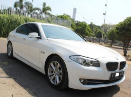 Mobil bekas BMW 5 Series 520i 2012 dijual, DKI Jakarta 3