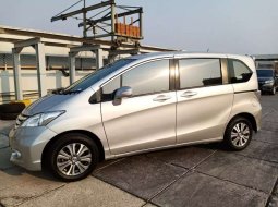 Mobil Honda Freed 2014 E dijual, DKI Jakarta 8