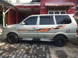 Jual cepat Toyota Kijang LGX 2000 di DIY Yogyakarta 4