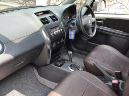 Suzuki SX4 2009 Jawa Timur dijual dengan harga termurah 5