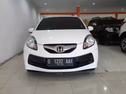 Jawa Barat, dijual mobil Honda Brio E 2013 bekas 3