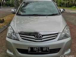 Dijual mobil Toyota Kijang Innova 2.0 G 2008 bekas, DIY Yogyakarta 1