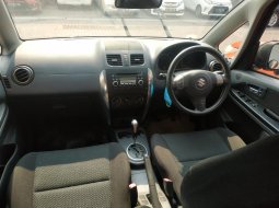 Dijual cepat mobil Suzuki SX4 X-Over AT 2011, Jawa Barat  7