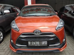 Jual cepat mobil Toyota Sienta Q AT 2017 di Jawa Barat 3