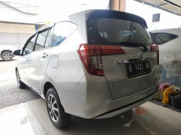 Jawa Barat, dijual mobil Daihatsu Sigra R AT 2018 murah  9