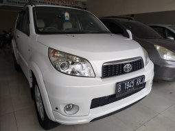 Mobil Toyota Rush S AT 2011 dijual, Jawa Barat 2