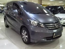 Jual mobil Honda Freed PSD 2010 terbaik di DKI Jakarta 5