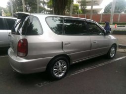 Jawa Timur, jual mobil Kia Carens 2001 dengan harga terjangkau 7