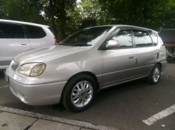 Jawa Timur, jual mobil Kia Carens 2001 dengan harga terjangkau 6