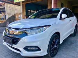 Bali, Honda HR-V Prestige 2019 kondisi terawat 4