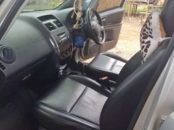 Mobil Suzuki SX4 2009 X-Over terbaik di DKI Jakarta 2
