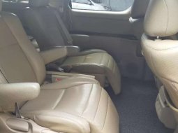 Jual cepat Toyota Alphard G 2010 di Jawa Timur 7