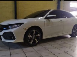 Jual mobil bekas murah Honda Civic 2.0 2017 di Jawa Barat 2