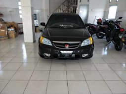Mobil Honda Civic 2004 VTi-S terbaik di Jawa Timur 2