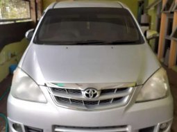 Toyota Avanza 2010 Jawa Timur dijual dengan harga termurah 1