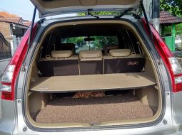 Mobil Honda CR-V 2010 2.4 terbaik di Jawa Timur 1