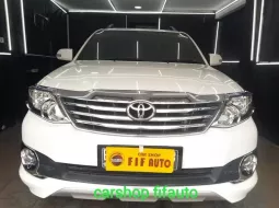 Dijual mobil Toyota Fortuner 2.7 G TRD 2013 bekas terawat, DKI Jakarta 1